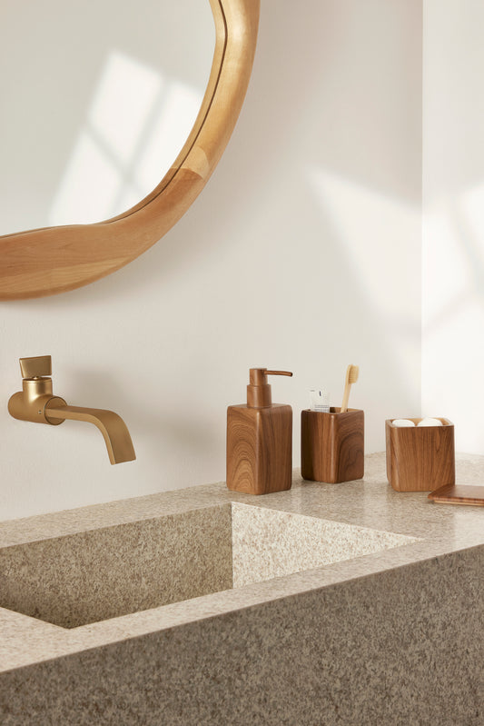 Conjunto Banheiro em Polirresina Estilo Madeira