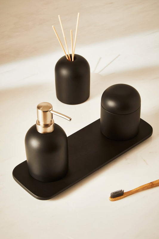Conjunto de Banheiro em Preto Estilo Industrial: Modernidade e Sofisticação para o Seu Ambiente