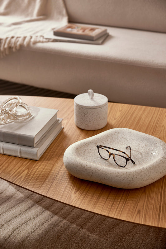 Pote Decorativo em Cerâmica Off White: Elegância e Versatilidade para a Decoração