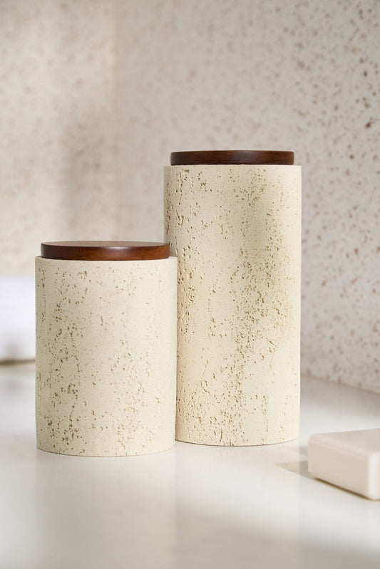 Kit 2 Potes Decorativos com Tampa de Madeira: Organização com Charme e Naturalidade