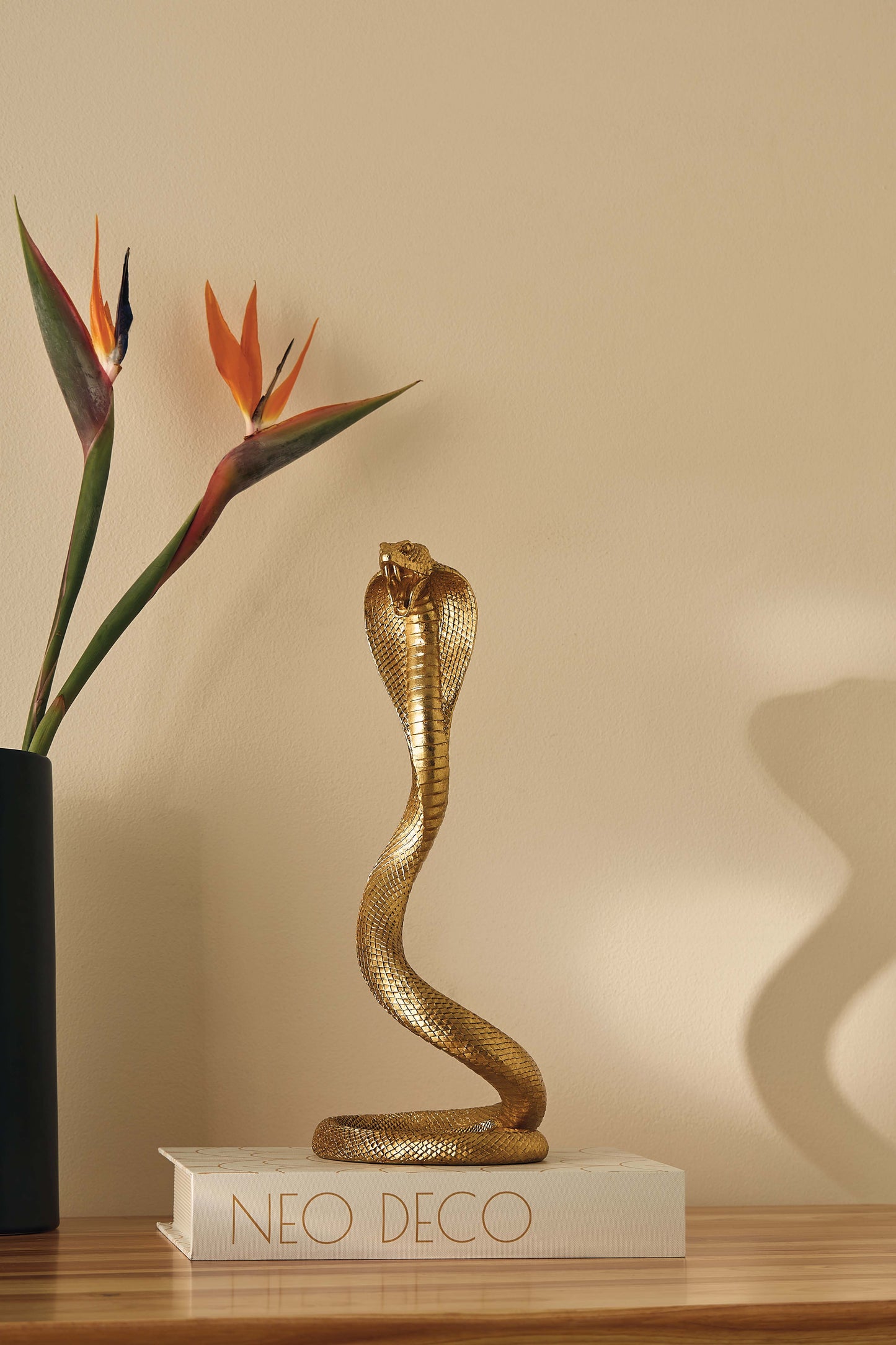 Escultura Serpente Dourada Decorativa