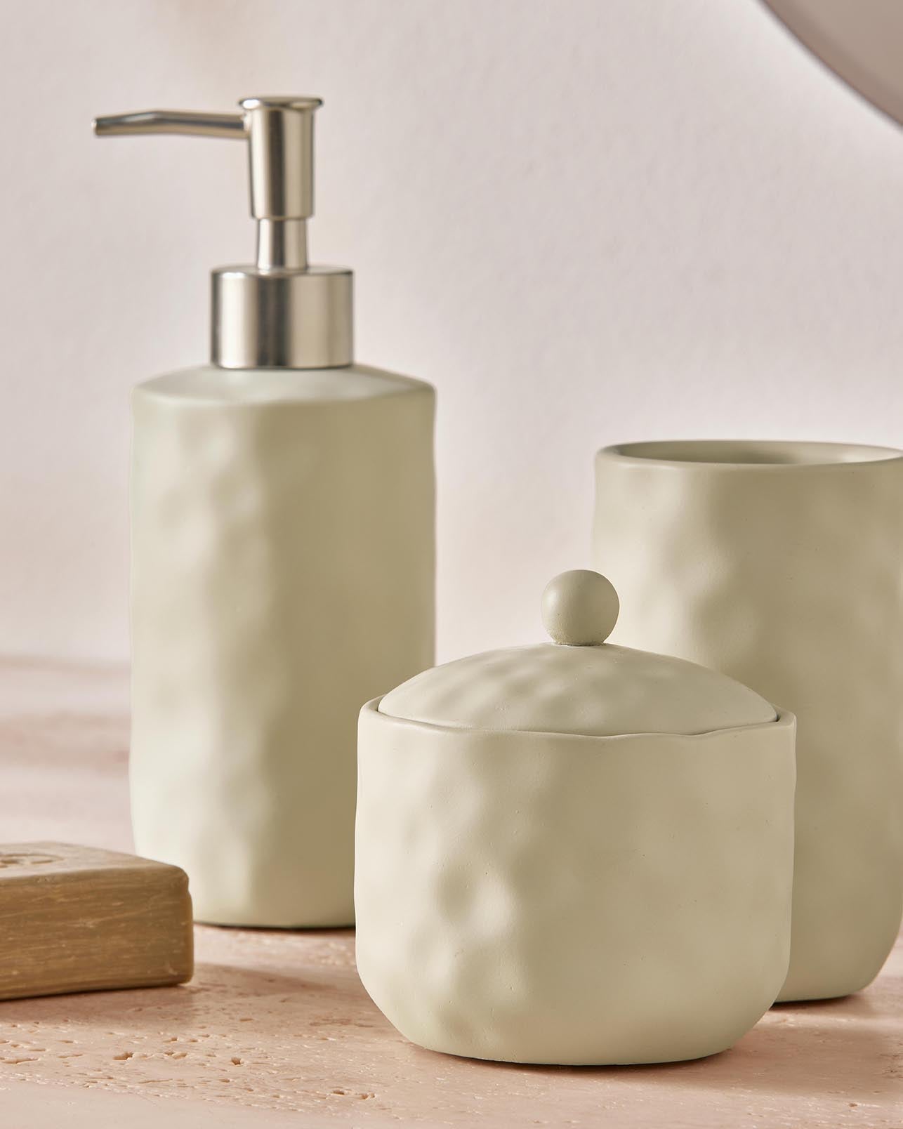 Kit de Banheiro em Cimento Texturizado Matte Estética Contemporânea